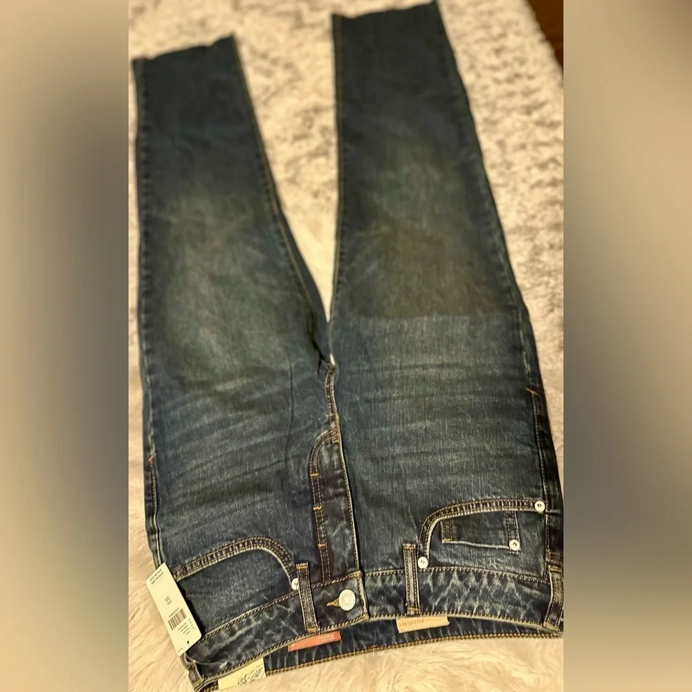 RARE Pilcro NWT Classic Ultra High-Rise Straight Jeans—26 - Picture 7 of 15